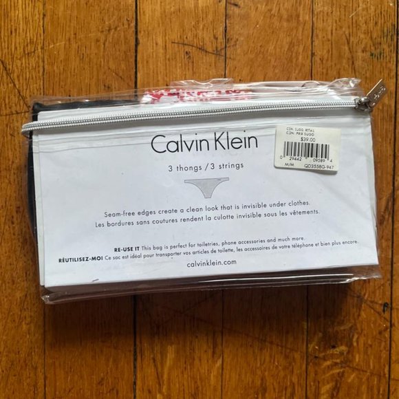 Calvin Klein Seam-free Thongs - Picture 2 of 2